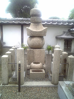 佐々成政の墓
